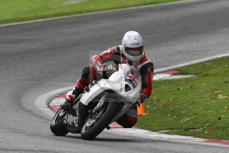 Motorcycle action photographs;Trackday digital images;cadwell;cadwell park photographs;event digital images;eventdigitalimages;motor racing louth lincolnshire;no limits trackdays;peter wileman photography;trackday;trackday photos
