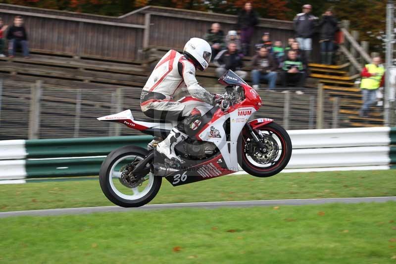 Motorcycle action photographs;Trackday digital images;cadwell;cadwell park photographs;event digital images;eventdigitalimages;motor racing louth lincolnshire;no limits trackdays;peter wileman photography;trackday;trackday photos