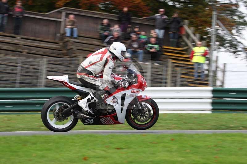 Motorcycle action photographs;Trackday digital images;cadwell;cadwell park photographs;event digital images;eventdigitalimages;motor racing louth lincolnshire;no limits trackdays;peter wileman photography;trackday;trackday photos