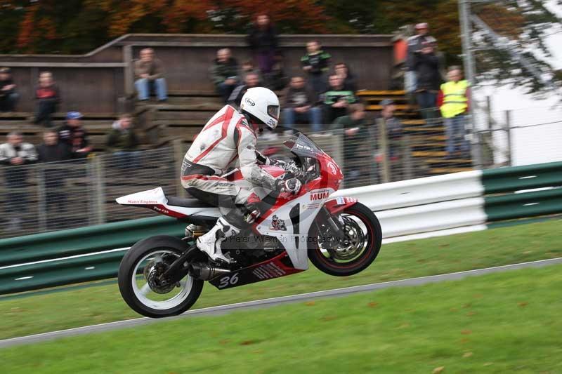 Motorcycle action photographs;Trackday digital images;cadwell;cadwell park photographs;event digital images;eventdigitalimages;motor racing louth lincolnshire;no limits trackdays;peter wileman photography;trackday;trackday photos