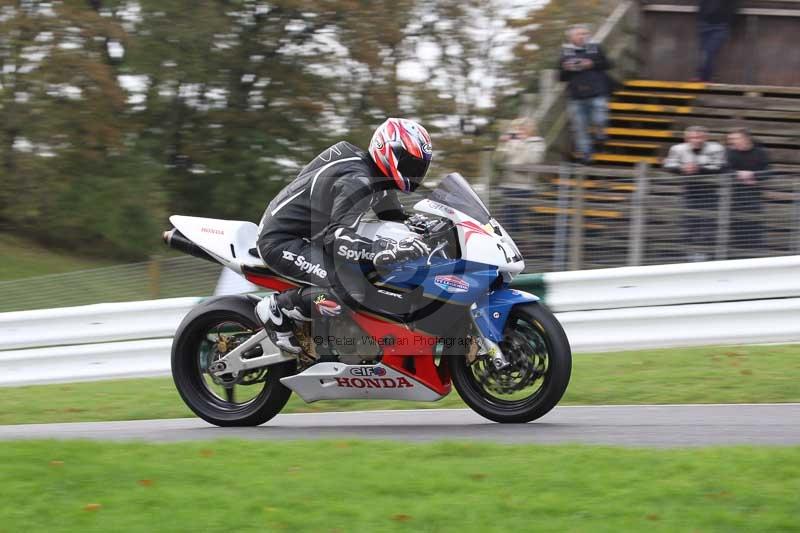 Motorcycle action photographs;Trackday digital images;cadwell;cadwell park photographs;event digital images;eventdigitalimages;motor racing louth lincolnshire;no limits trackdays;peter wileman photography;trackday;trackday photos