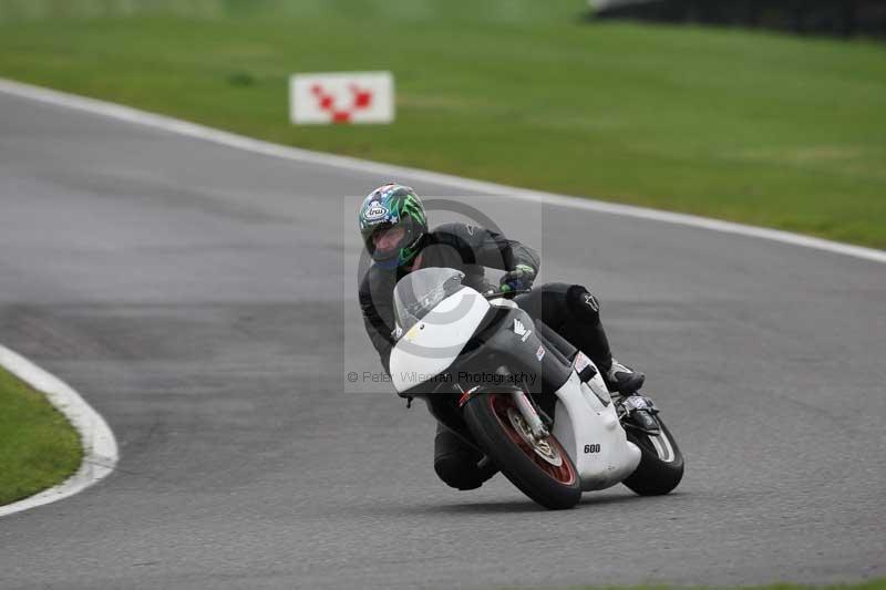 Motorcycle action photographs;Trackday digital images;cadwell;cadwell park photographs;event digital images;eventdigitalimages;motor racing louth lincolnshire;no limits trackdays;peter wileman photography;trackday;trackday photos