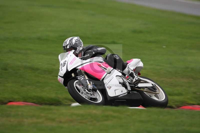 Motorcycle action photographs;Trackday digital images;cadwell;cadwell park photographs;event digital images;eventdigitalimages;motor racing louth lincolnshire;no limits trackdays;peter wileman photography;trackday;trackday photos