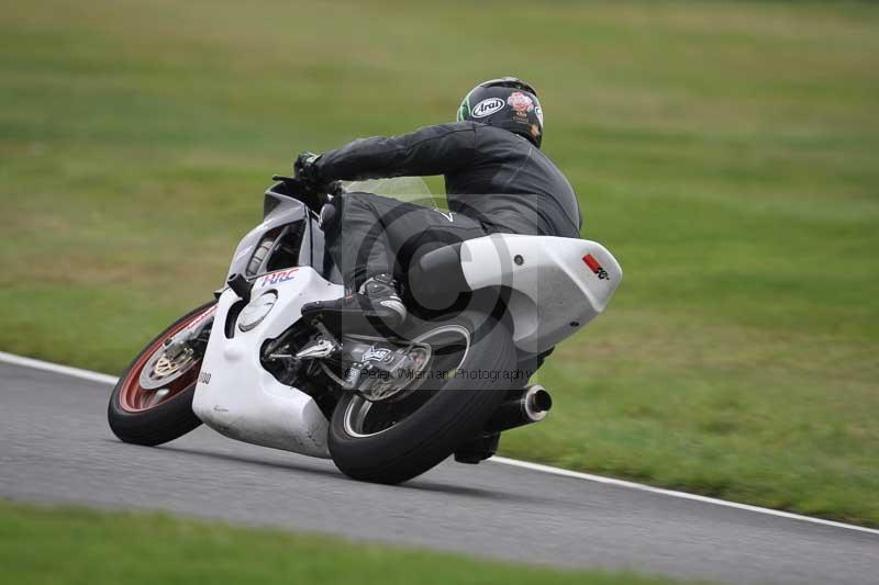 Motorcycle action photographs;Trackday digital images;cadwell;cadwell park photographs;event digital images;eventdigitalimages;motor racing louth lincolnshire;no limits trackdays;peter wileman photography;trackday;trackday photos