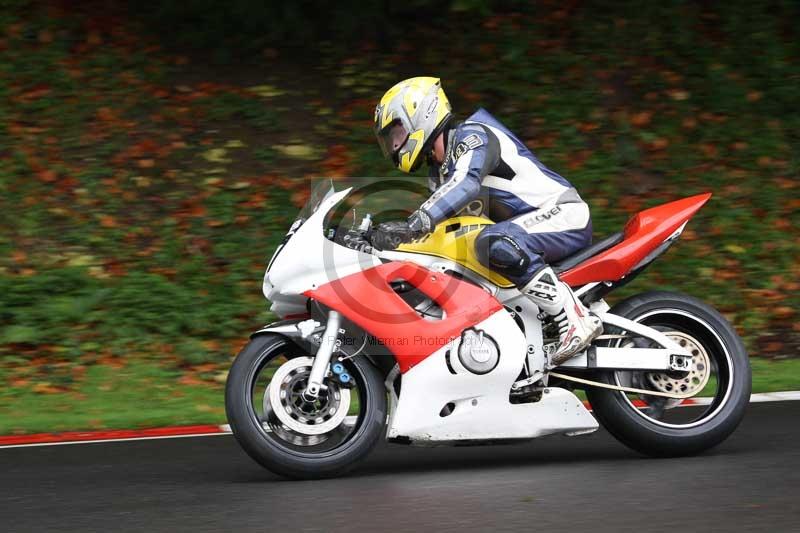 Motorcycle action photographs;Trackday digital images;cadwell;cadwell park photographs;event digital images;eventdigitalimages;motor racing louth lincolnshire;no limits trackdays;peter wileman photography;trackday;trackday photos