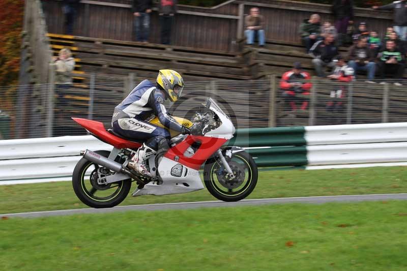 Motorcycle action photographs;Trackday digital images;cadwell;cadwell park photographs;event digital images;eventdigitalimages;motor racing louth lincolnshire;no limits trackdays;peter wileman photography;trackday;trackday photos