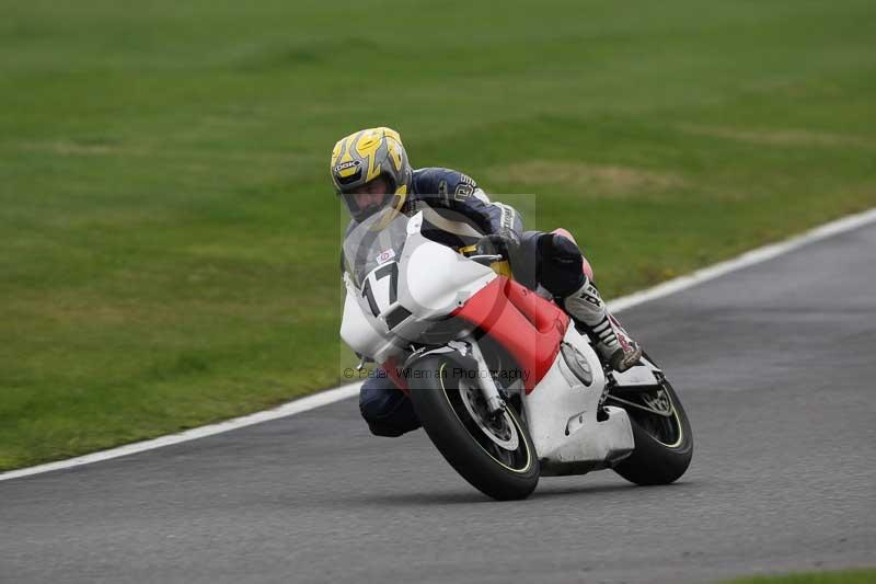 Motorcycle action photographs;Trackday digital images;cadwell;cadwell park photographs;event digital images;eventdigitalimages;motor racing louth lincolnshire;no limits trackdays;peter wileman photography;trackday;trackday photos