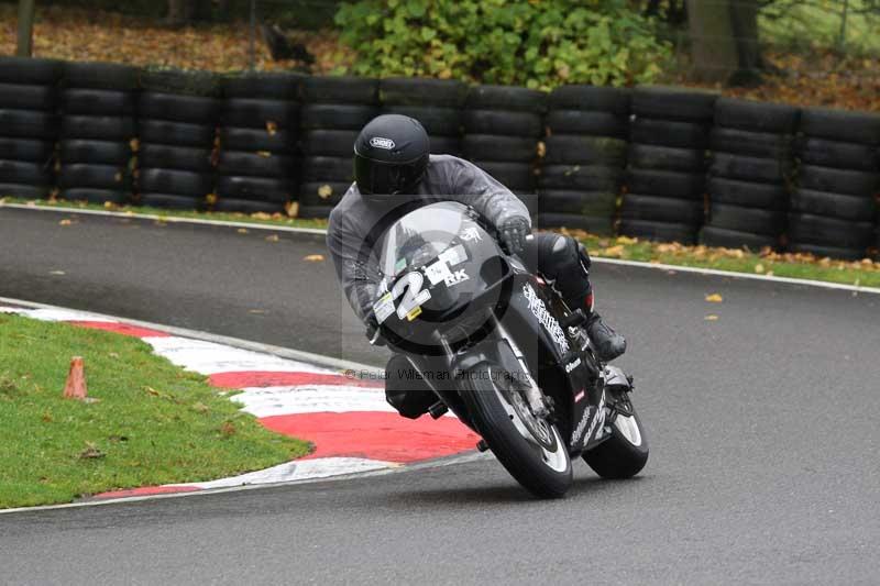 Motorcycle action photographs;Trackday digital images;cadwell;cadwell park photographs;event digital images;eventdigitalimages;motor racing louth lincolnshire;no limits trackdays;peter wileman photography;trackday;trackday photos