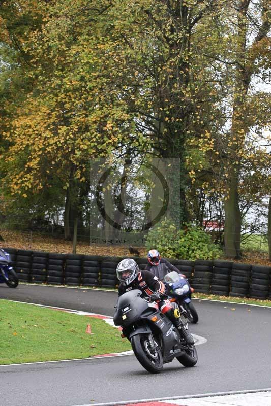Motorcycle action photographs;Trackday digital images;cadwell;cadwell park photographs;event digital images;eventdigitalimages;motor racing louth lincolnshire;no limits trackdays;peter wileman photography;trackday;trackday photos