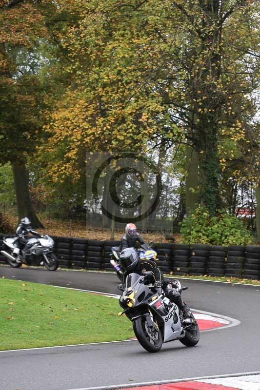Motorcycle action photographs;Trackday digital images;cadwell;cadwell park photographs;event digital images;eventdigitalimages;motor racing louth lincolnshire;no limits trackdays;peter wileman photography;trackday;trackday photos