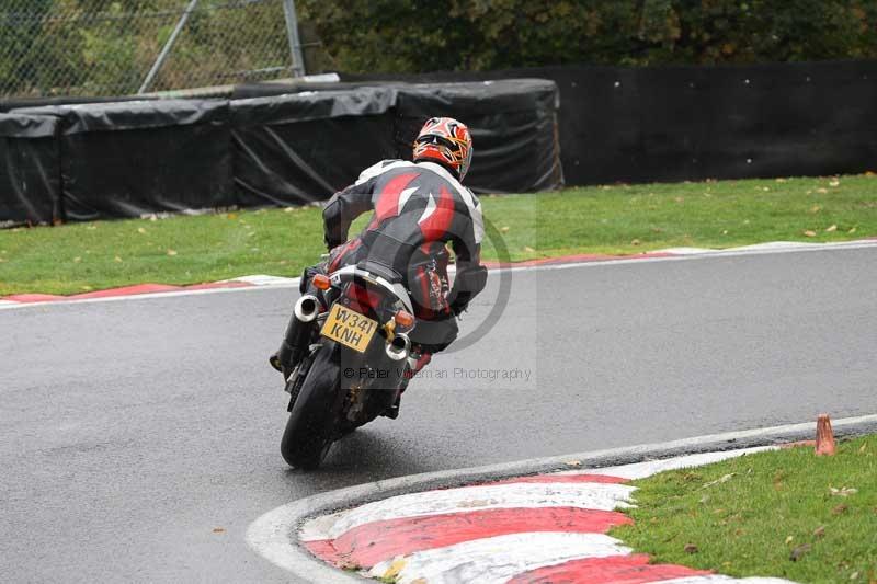 Motorcycle action photographs;Trackday digital images;cadwell;cadwell park photographs;event digital images;eventdigitalimages;motor racing louth lincolnshire;no limits trackdays;peter wileman photography;trackday;trackday photos