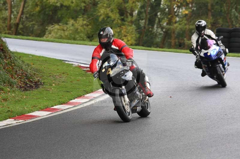 Motorcycle action photographs;Trackday digital images;cadwell;cadwell park photographs;event digital images;eventdigitalimages;motor racing louth lincolnshire;no limits trackdays;peter wileman photography;trackday;trackday photos