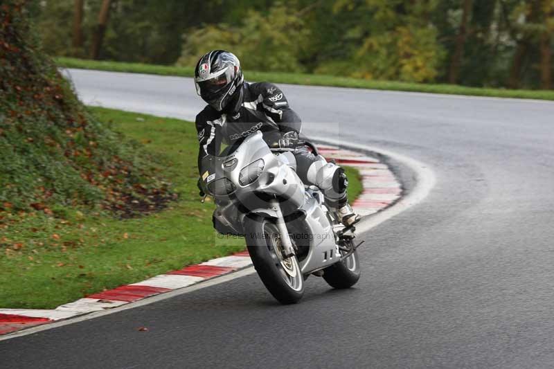 Motorcycle action photographs;Trackday digital images;cadwell;cadwell park photographs;event digital images;eventdigitalimages;motor racing louth lincolnshire;no limits trackdays;peter wileman photography;trackday;trackday photos