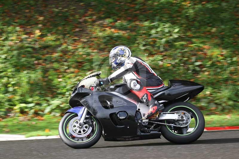 Motorcycle action photographs;Trackday digital images;cadwell;cadwell park photographs;event digital images;eventdigitalimages;motor racing louth lincolnshire;no limits trackdays;peter wileman photography;trackday;trackday photos