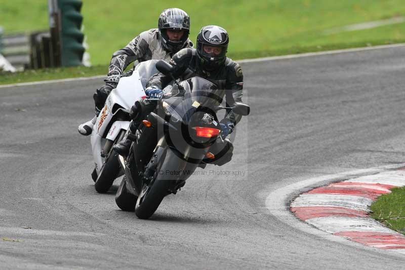 Motorcycle action photographs;Trackday digital images;cadwell;cadwell park photographs;event digital images;eventdigitalimages;motor racing louth lincolnshire;no limits trackdays;peter wileman photography;trackday;trackday photos