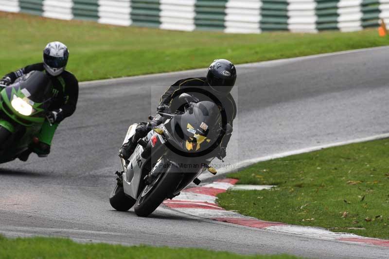 Motorcycle action photographs;Trackday digital images;cadwell;cadwell park photographs;event digital images;eventdigitalimages;motor racing louth lincolnshire;no limits trackdays;peter wileman photography;trackday;trackday photos