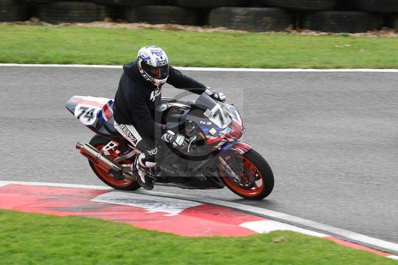 Motorcycle action photographs;Trackday digital images;cadwell;cadwell park photographs;event digital images;eventdigitalimages;motor racing louth lincolnshire;no limits trackdays;peter wileman photography;trackday;trackday photos