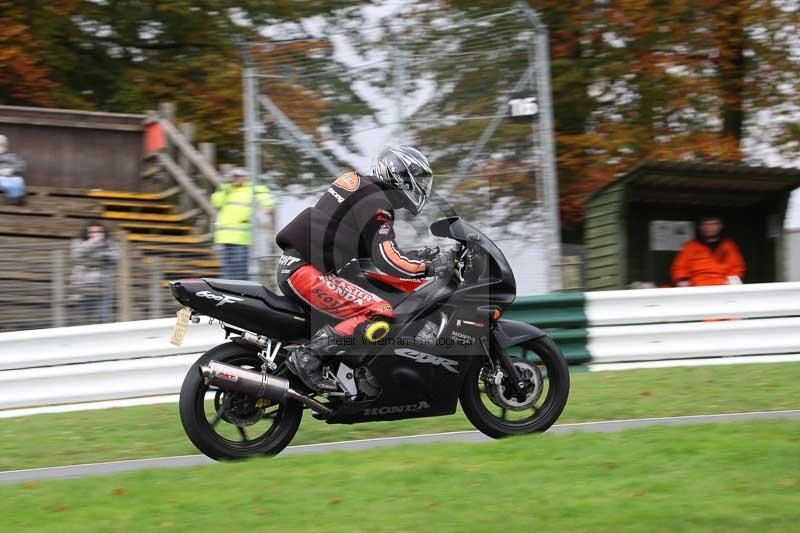 Motorcycle action photographs;Trackday digital images;cadwell;cadwell park photographs;event digital images;eventdigitalimages;motor racing louth lincolnshire;no limits trackdays;peter wileman photography;trackday;trackday photos