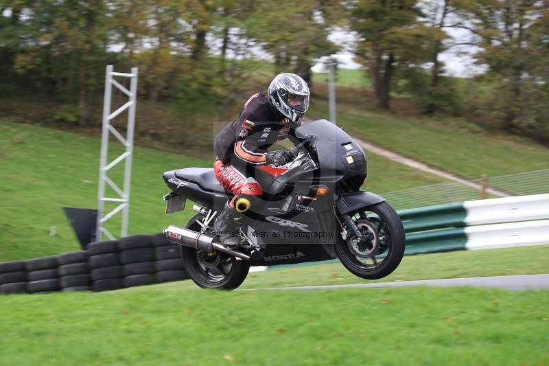 Motorcycle action photographs;Trackday digital images;cadwell;cadwell park photographs;event digital images;eventdigitalimages;motor racing louth lincolnshire;no limits trackdays;peter wileman photography;trackday;trackday photos