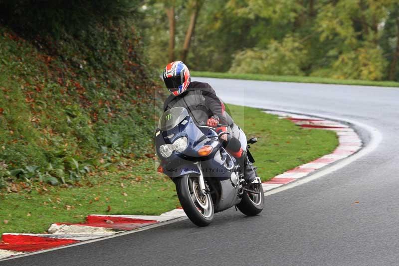 Motorcycle action photographs;Trackday digital images;cadwell;cadwell park photographs;event digital images;eventdigitalimages;motor racing louth lincolnshire;no limits trackdays;peter wileman photography;trackday;trackday photos