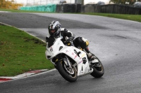 Motorcycle-action-photographs;Trackday-digital-images;cadwell;cadwell-park-photographs;event-digital-images;eventdigitalimages;motor-racing-louth-lincolnshire;no-limits-trackdays;peter-wileman-photography;trackday;trackday-photos