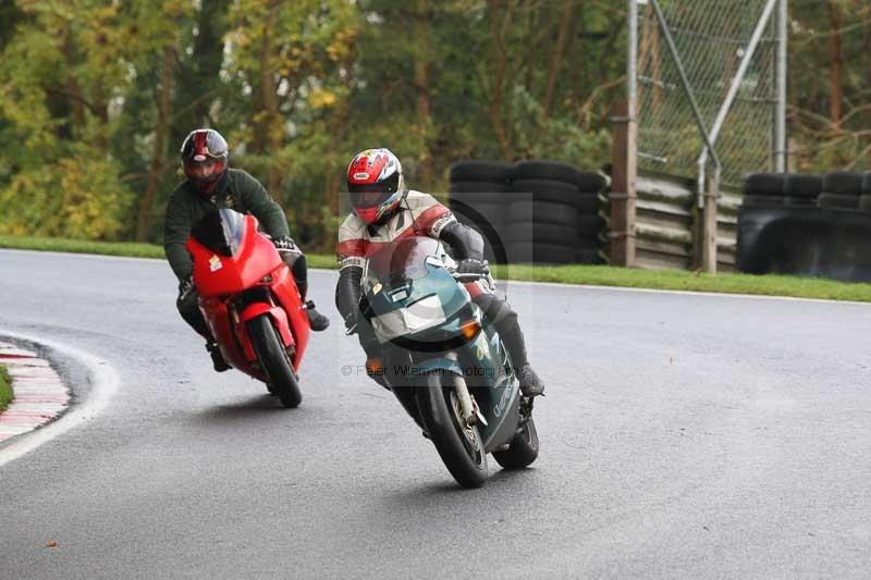 Motorcycle action photographs;Trackday digital images;cadwell;cadwell park photographs;event digital images;eventdigitalimages;motor racing louth lincolnshire;no limits trackdays;peter wileman photography;trackday;trackday photos