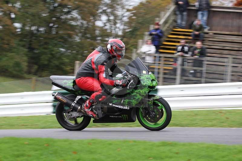Motorcycle action photographs;Trackday digital images;cadwell;cadwell park photographs;event digital images;eventdigitalimages;motor racing louth lincolnshire;no limits trackdays;peter wileman photography;trackday;trackday photos