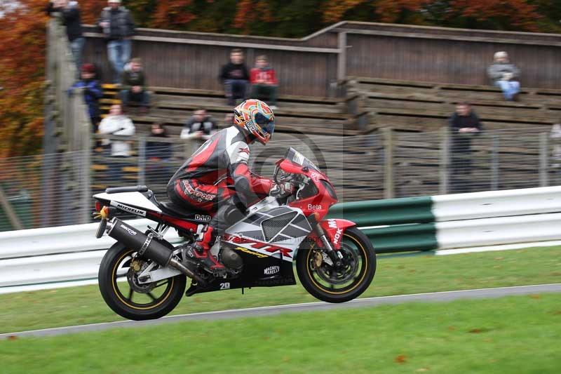Motorcycle action photographs;Trackday digital images;cadwell;cadwell park photographs;event digital images;eventdigitalimages;motor racing louth lincolnshire;no limits trackdays;peter wileman photography;trackday;trackday photos