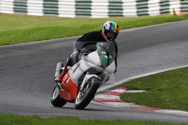 Motorcycle action photographs;Trackday digital images;cadwell;cadwell park photographs;event digital images;eventdigitalimages;motor racing louth lincolnshire;no limits trackdays;peter wileman photography;trackday;trackday photos
