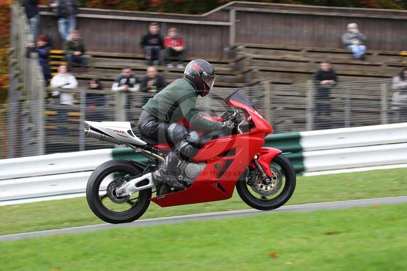 Motorcycle action photographs;Trackday digital images;cadwell;cadwell park photographs;event digital images;eventdigitalimages;motor racing louth lincolnshire;no limits trackdays;peter wileman photography;trackday;trackday photos