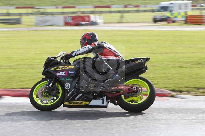 Motorcycle action photographs;Trackday digital images;event digital images;eventdigitalimages;no limits trackday;peter wileman photography;snetterton;snetterton circuit norfolk;snetterton photographs;trackday;trackday photos