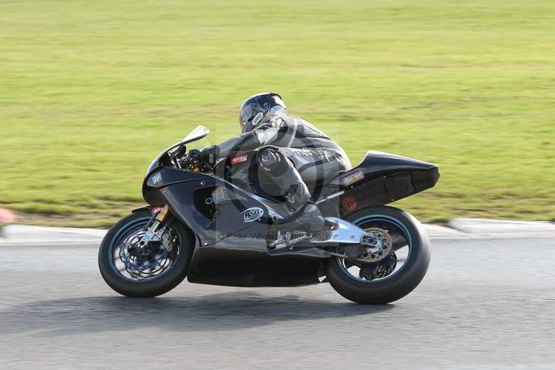 Motorcycle action photographs;Trackday digital images;event digital images;eventdigitalimages;no limits trackday;peter wileman photography;snetterton;snetterton circuit norfolk;snetterton photographs;trackday;trackday photos