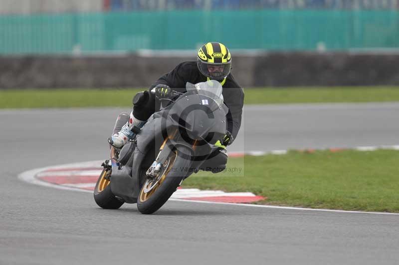Motorcycle action photographs;Trackday digital images;event digital images;eventdigitalimages;no limits trackday;peter wileman photography;snetterton;snetterton circuit norfolk;snetterton photographs;trackday;trackday photos