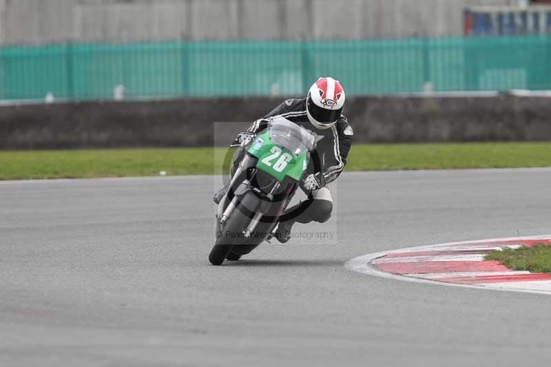Motorcycle action photographs;Trackday digital images;event digital images;eventdigitalimages;no limits trackday;peter wileman photography;snetterton;snetterton circuit norfolk;snetterton photographs;trackday;trackday photos