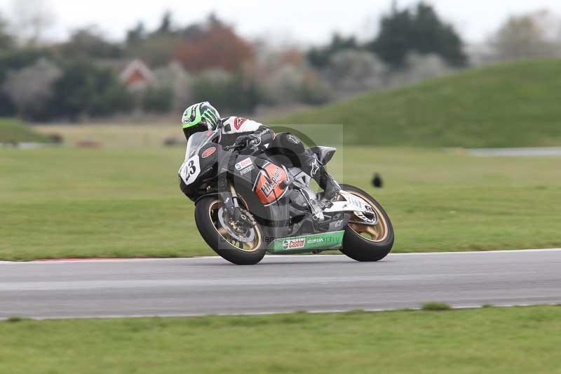 Motorcycle action photographs;Trackday digital images;event digital images;eventdigitalimages;no limits trackday;peter wileman photography;snetterton;snetterton circuit norfolk;snetterton photographs;trackday;trackday photos