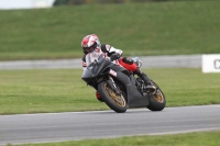 Motorcycle-action-photographs;Trackday-digital-images;event-digital-images;eventdigitalimages;no-limits-trackday;peter-wileman-photography;snetterton;snetterton-circuit-norfolk;snetterton-photographs;trackday;trackday-photos