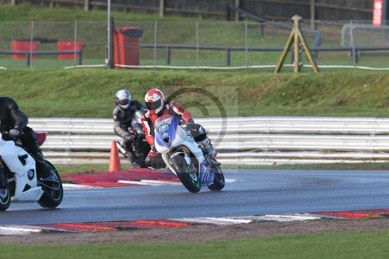 Motorcycle action photographs;Trackday digital images;event digital images;eventdigitalimages;no limits trackday;peter wileman photography;snetterton;snetterton circuit norfolk;snetterton photographs;trackday;trackday photos