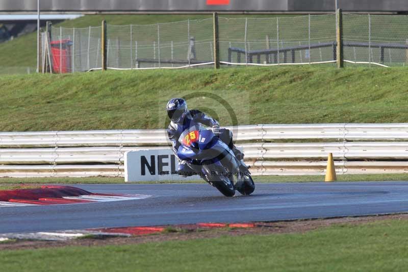 Motorcycle action photographs;Trackday digital images;event digital images;eventdigitalimages;no limits trackday;peter wileman photography;snetterton;snetterton circuit norfolk;snetterton photographs;trackday;trackday photos