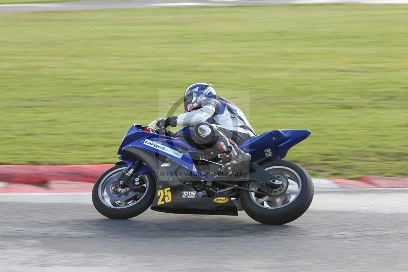 Motorcycle action photographs;Trackday digital images;event digital images;eventdigitalimages;no limits trackday;peter wileman photography;snetterton;snetterton circuit norfolk;snetterton photographs;trackday;trackday photos