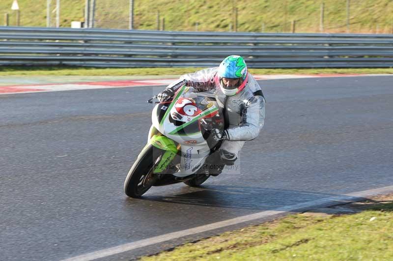 Motorcycle action photographs;Trackday digital images;event digital images;eventdigitalimages;no limits trackday;peter wileman photography;snetterton;snetterton circuit norfolk;snetterton photographs;trackday;trackday photos