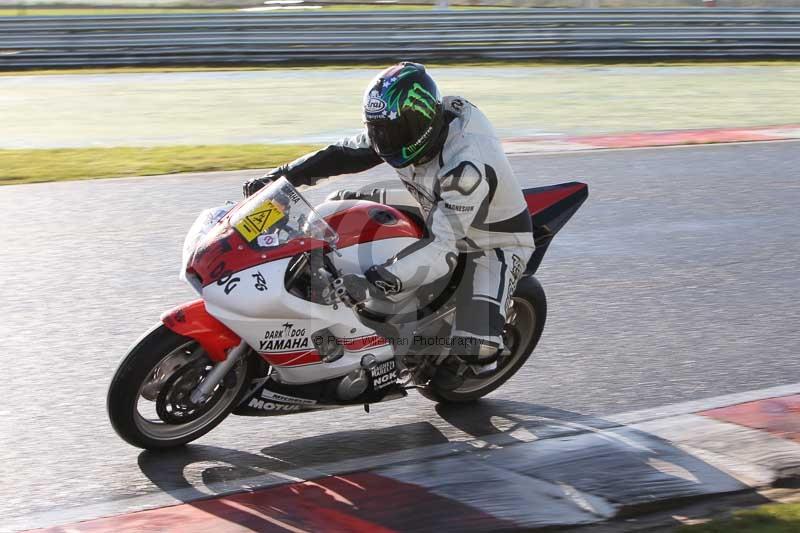 Motorcycle action photographs;Trackday digital images;event digital images;eventdigitalimages;no limits trackday;peter wileman photography;snetterton;snetterton circuit norfolk;snetterton photographs;trackday;trackday photos
