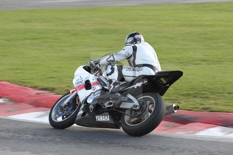 Motorcycle action photographs;Trackday digital images;event digital images;eventdigitalimages;no limits trackday;peter wileman photography;snetterton;snetterton circuit norfolk;snetterton photographs;trackday;trackday photos