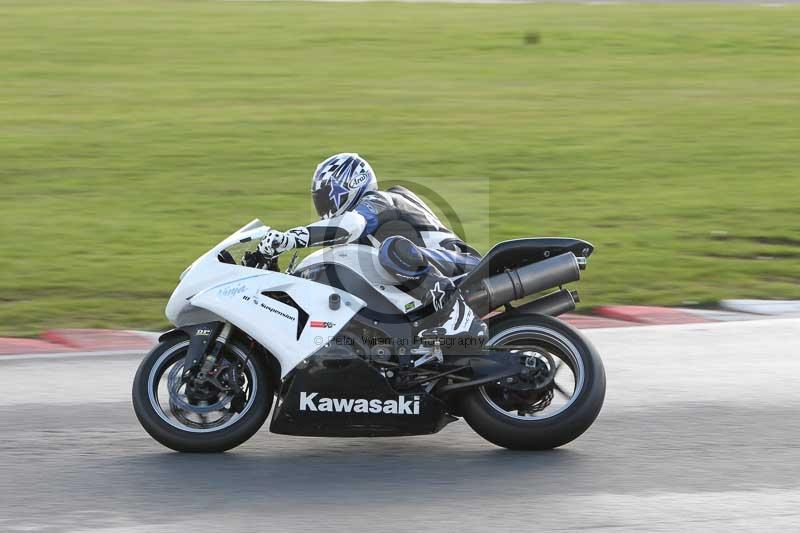 Motorcycle action photographs;Trackday digital images;event digital images;eventdigitalimages;no limits trackday;peter wileman photography;snetterton;snetterton circuit norfolk;snetterton photographs;trackday;trackday photos