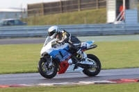 Motorcycle-action-photographs;Trackday-digital-images;event-digital-images;eventdigitalimages;no-limits-trackday;peter-wileman-photography;snetterton;snetterton-circuit-norfolk;snetterton-photographs;trackday;trackday-photos