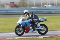 Motorcycle-action-photographs;Trackday-digital-images;event-digital-images;eventdigitalimages;no-limits-trackday;peter-wileman-photography;snetterton;snetterton-circuit-norfolk;snetterton-photographs;trackday;trackday-photos