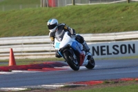 Motorcycle-action-photographs;Trackday-digital-images;event-digital-images;eventdigitalimages;no-limits-trackday;peter-wileman-photography;snetterton;snetterton-circuit-norfolk;snetterton-photographs;trackday;trackday-photos