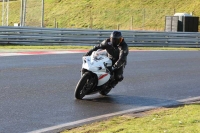 Motorcycle-action-photographs;Trackday-digital-images;event-digital-images;eventdigitalimages;no-limits-trackday;peter-wileman-photography;snetterton;snetterton-circuit-norfolk;snetterton-photographs;trackday;trackday-photos