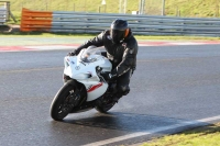 Motorcycle-action-photographs;Trackday-digital-images;event-digital-images;eventdigitalimages;no-limits-trackday;peter-wileman-photography;snetterton;snetterton-circuit-norfolk;snetterton-photographs;trackday;trackday-photos