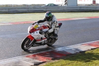 Motorcycle-action-photographs;Trackday-digital-images;event-digital-images;eventdigitalimages;no-limits-trackday;peter-wileman-photography;snetterton;snetterton-circuit-norfolk;snetterton-photographs;trackday;trackday-photos