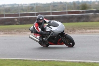 Motorcycle-action-photographs;Trackday-digital-images;event-digital-images;eventdigitalimages;no-limits-trackday;peter-wileman-photography;snetterton;snetterton-circuit-norfolk;snetterton-photographs;trackday;trackday-photos